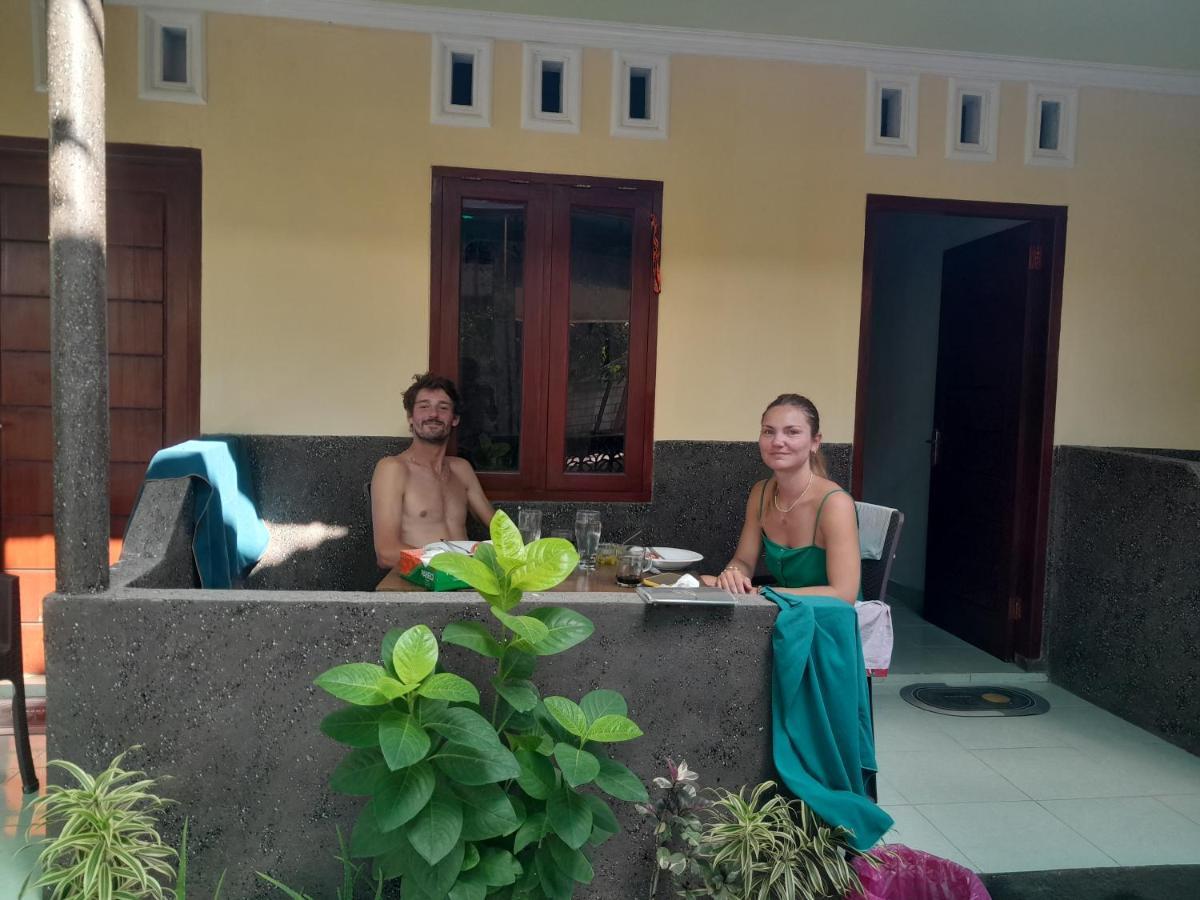 Mango Homestay Sekotong Esterno foto